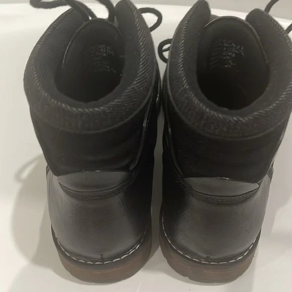 Ashford Hayes Men's Black Faux Leather Boots Size 9Medium Lace Up Good Condition - Picture 13 of 13